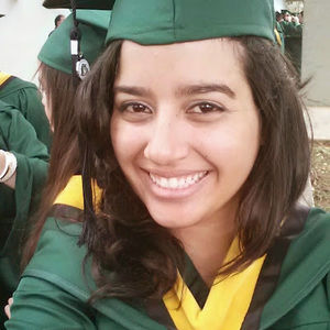 Meet your Posher, Monique